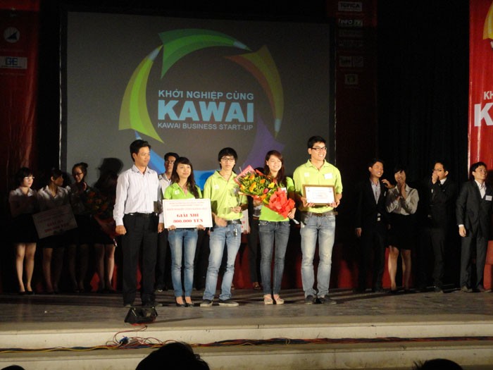Đội DoVie đạt giải ba của cuộc thi Khởi nghiệp cùng Kaiwai 2012